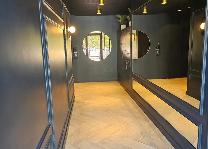 Center Rooftop 7pers Parking Paris Free Wifi
